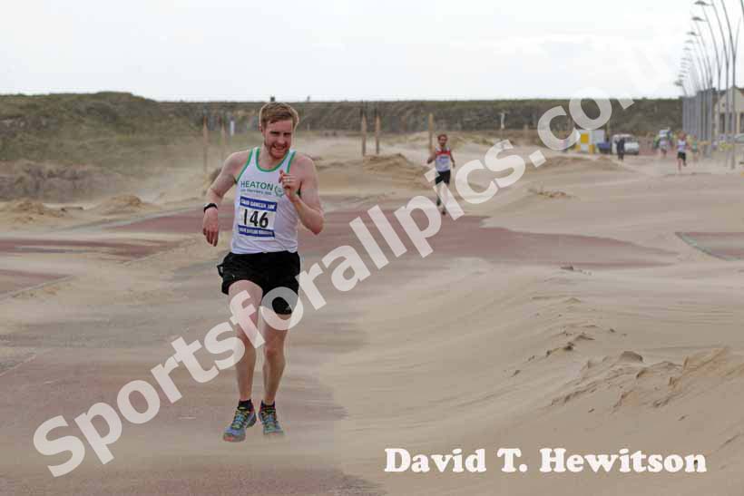 Nearing the finish of the Sand Dancer 10k, South Shields.